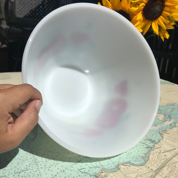 Fire King Apple & Cherries Mixing Bowl - Picture 7 of 10